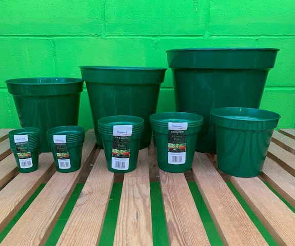 garden-pots-at-burston-garden-centre